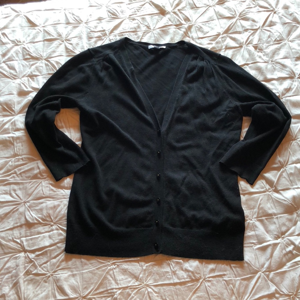 Lightweight Medium black cardigan 3/4 sleeve
